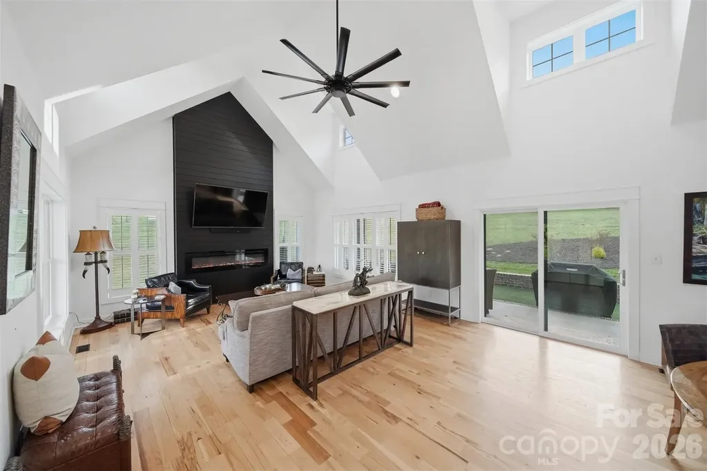 157 Franklin Lane Taylorsville NC 28681
