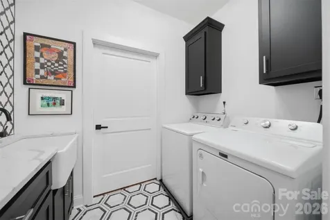 157 Franklin Lane Taylorsville NC 28681