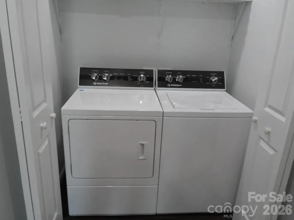 244 Holly Street Hudson NC 28638