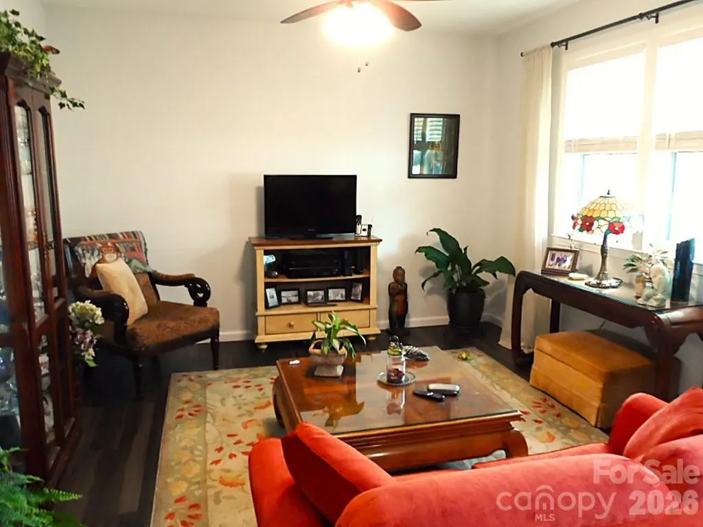 244 Holly Street Hudson NC 28638