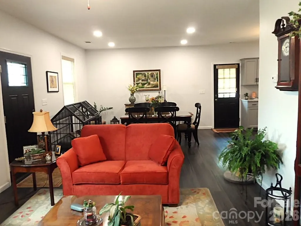 244 Holly Street Hudson NC 28638