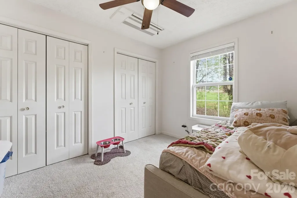 81 Bullfrog Cove Road Sylva NC 28779