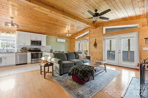 81 Bullfrog Cove Road Sylva NC 28779