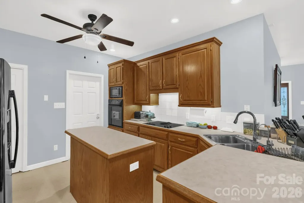 115 Emma Lane Statesville NC 28625