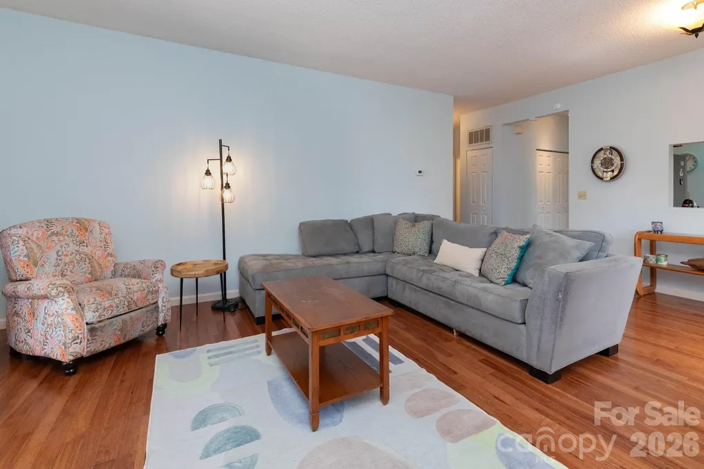 305 Piney Mountain Drive Asheville NC 28805