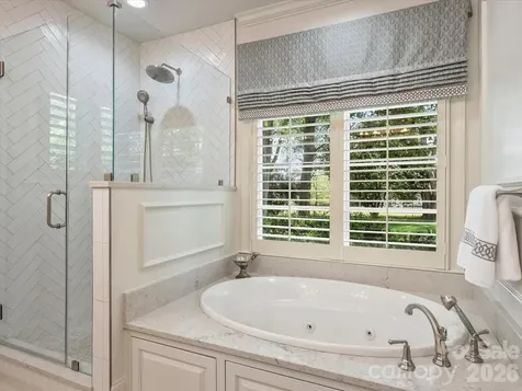 4330 Carmel Valley Road Charlotte NC 28226