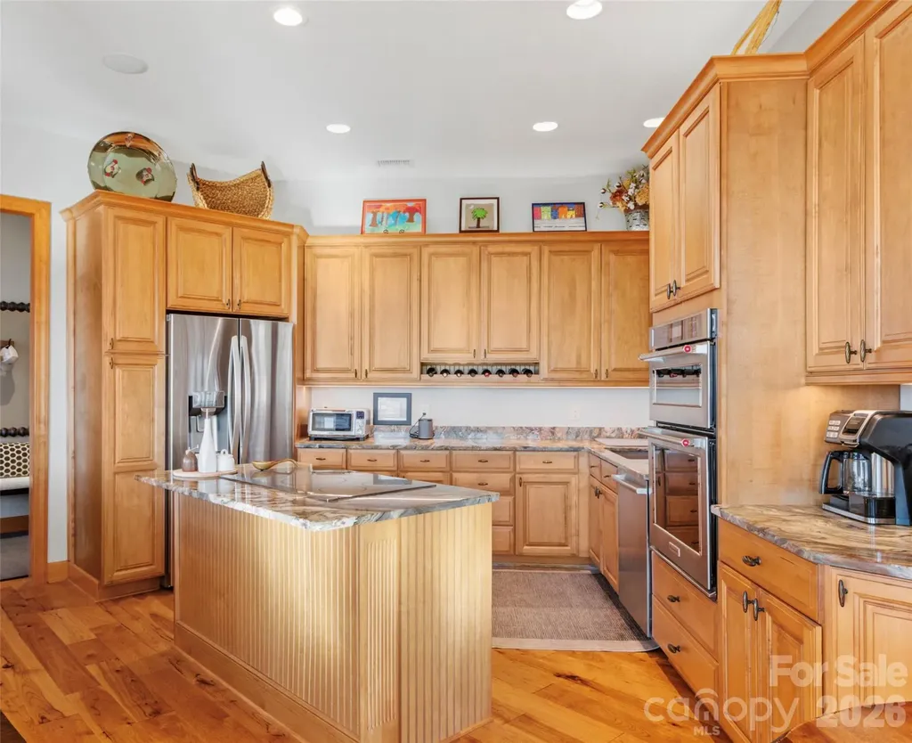121 Spring Rock Road Burnsville NC 28714