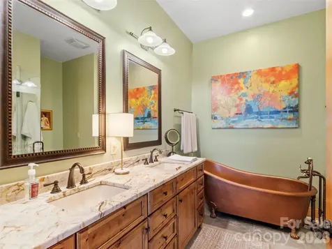121 Spring Rock Road Burnsville NC 28714