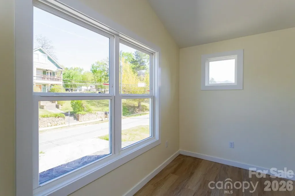 46 Vance Avenue Black Mountain NC 28711