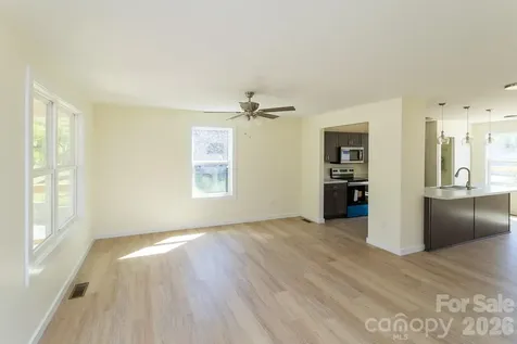 46 Vance Avenue Black Mountain NC 28711
