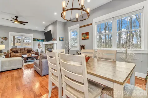 14 Cider Hill Lane Hendersonville NC 28792
