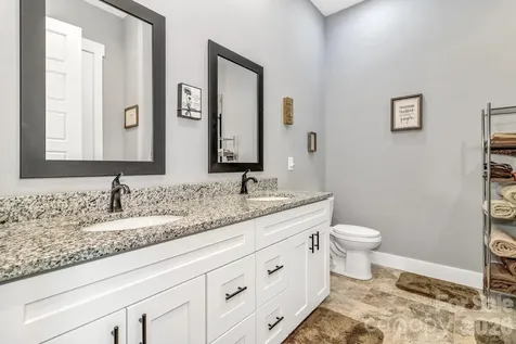 14 Cider Hill Lane Hendersonville NC 28792