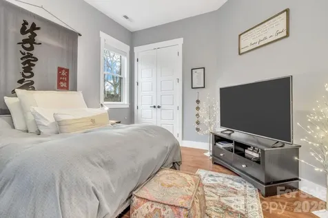 14 Cider Hill Lane Hendersonville NC 28792