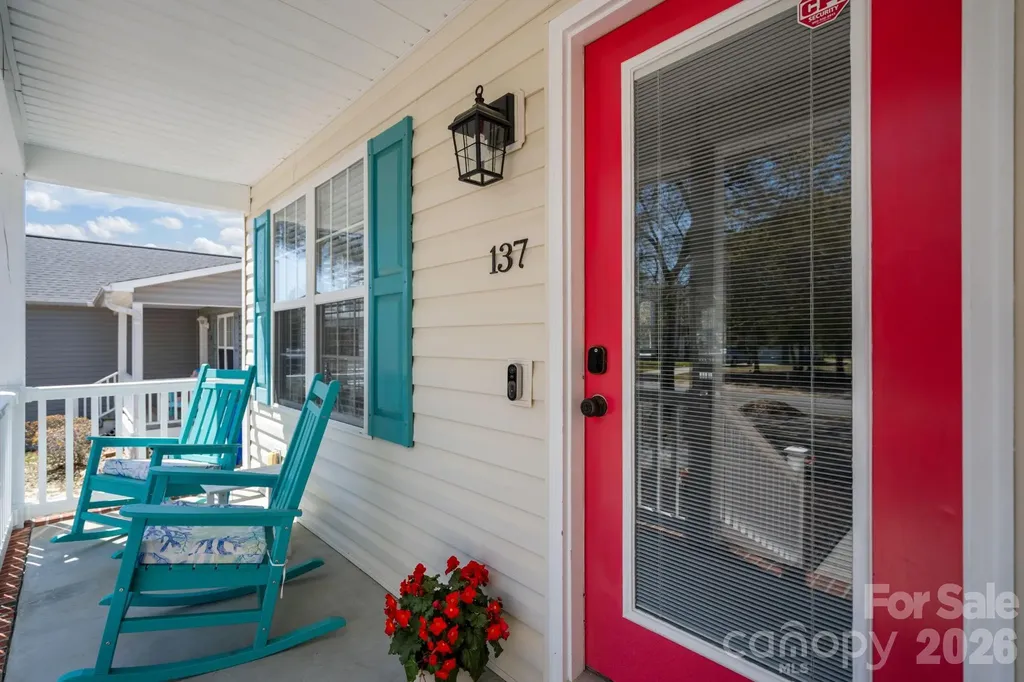 137 NE 4th Street Oak Island NC 28465