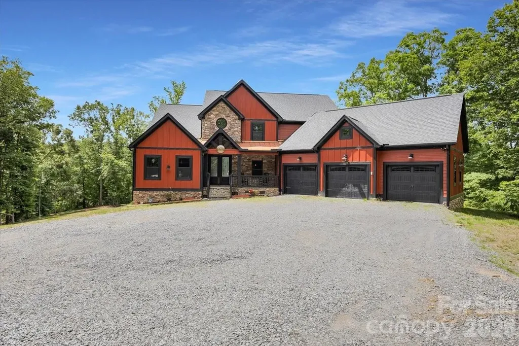 1194 99 Island Road Blacksburg SC 29702