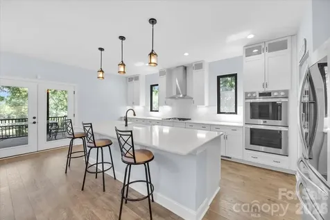 1194 99 Island Road Blacksburg SC 29702