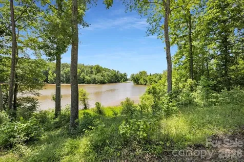 1194 99 Island Road Blacksburg SC 29702