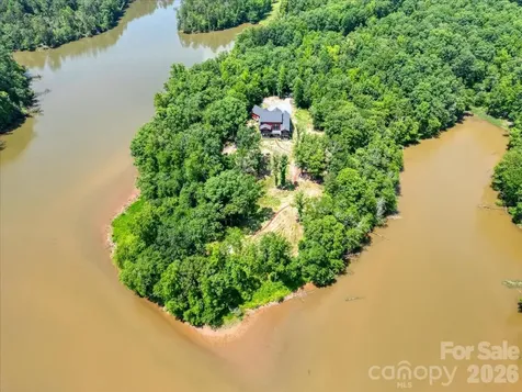 1194 99 Island Road Blacksburg SC 29702