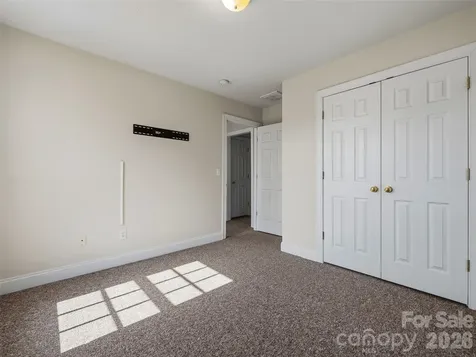 101 White Ash Drive E Asheville NC 28803