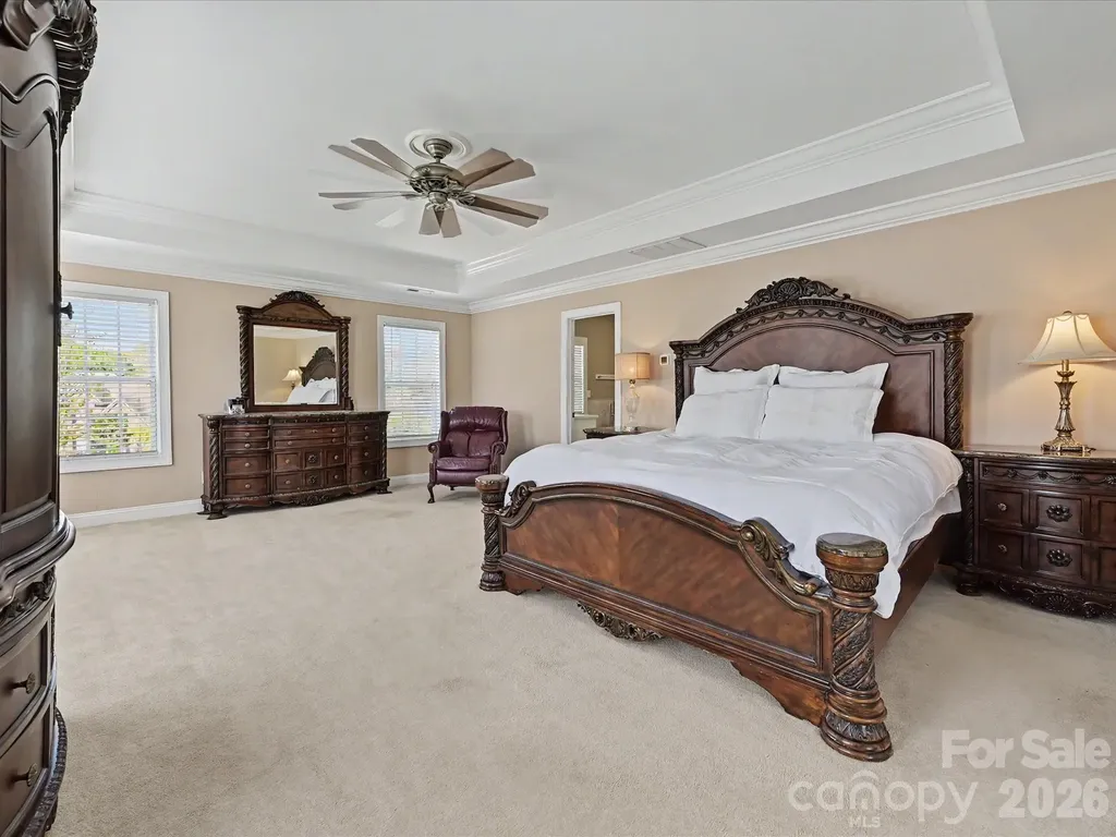 4221 Barons Court Harrisburg NC 28075