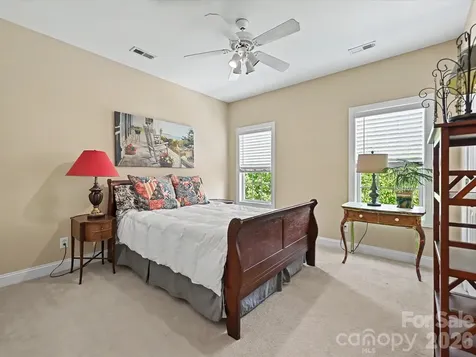 4221 Barons Court Harrisburg NC 28075