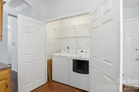 5519 Haybridge Road Charlotte NC 28269