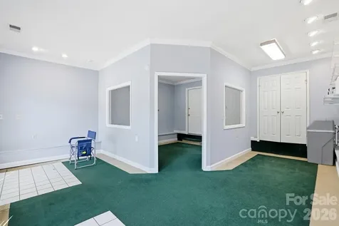 5519 Haybridge Road Charlotte NC 28269