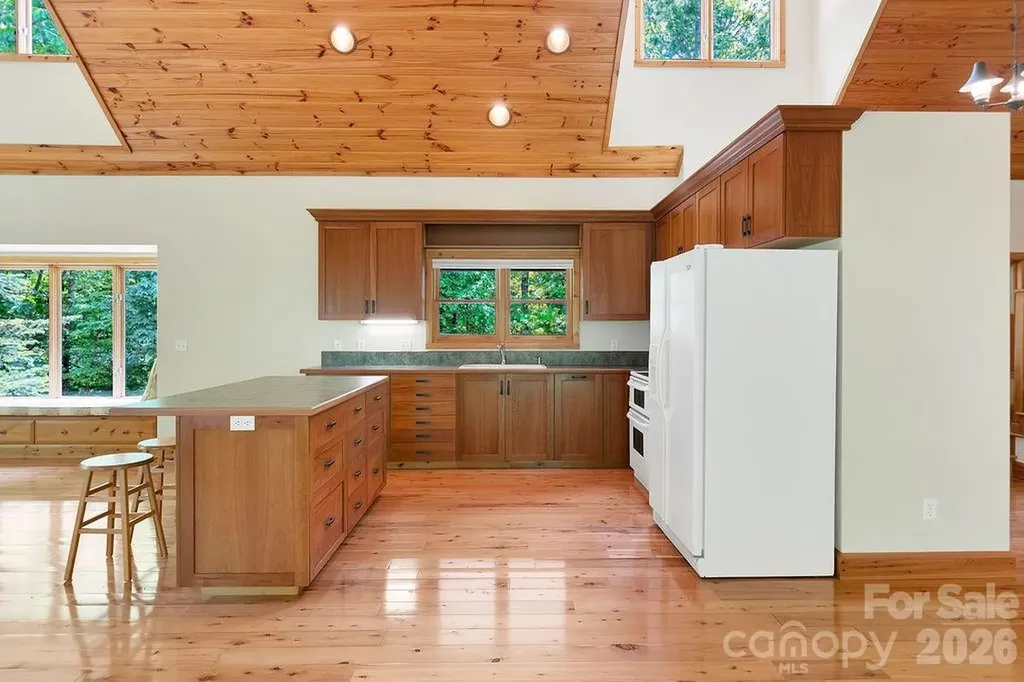 40 Walnut Ridge Circle Brevard NC 28712