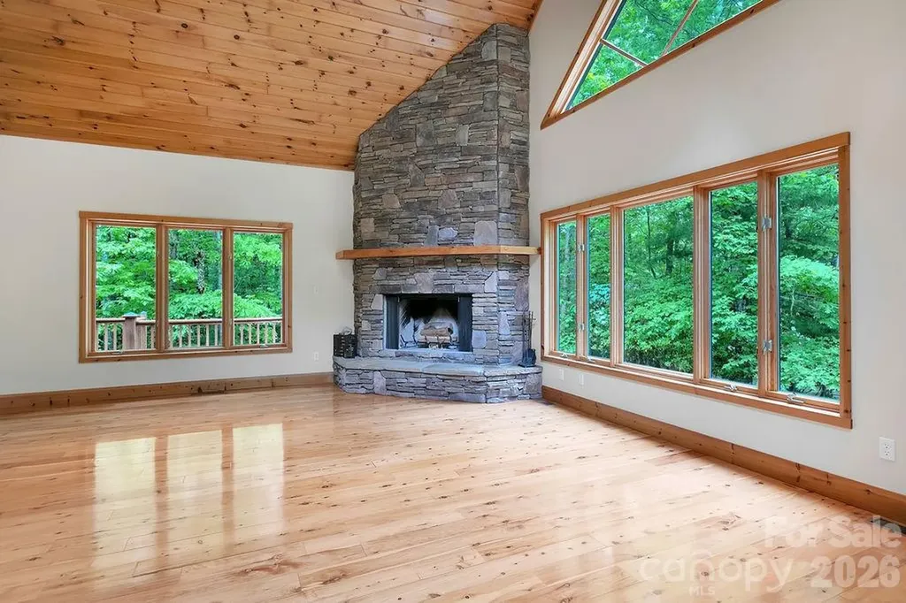 40 Walnut Ridge Circle Brevard NC 28712