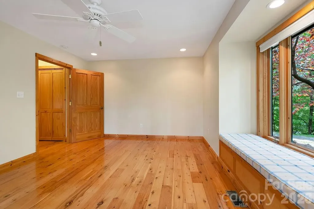 40 Walnut Ridge Circle Brevard NC 28712
