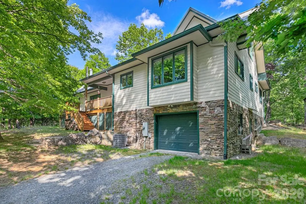 40 Walnut Ridge Circle Brevard NC 28712