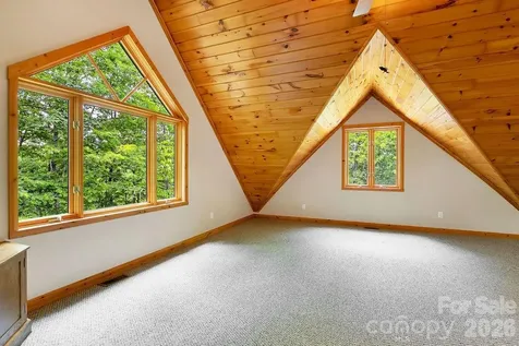 40 Walnut Ridge Circle Brevard NC 28712