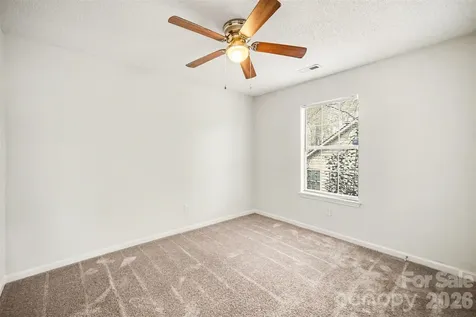 5806 Pennycross Lane Charlotte NC 28216