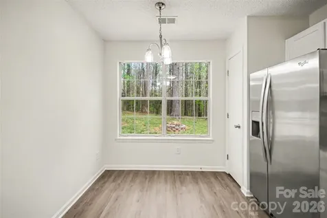 5806 Pennycross Lane Charlotte NC 28216