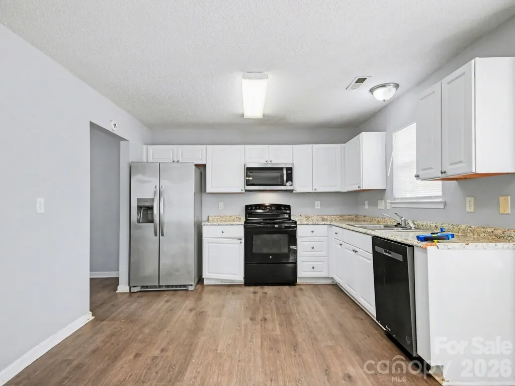 7410 Sarnia Place Charlotte NC 28269