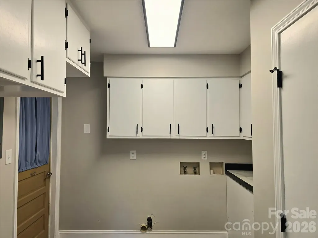 20 Mount Carmel Drive Asheville NC 28806