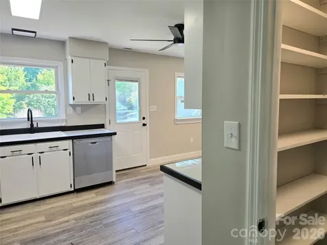 20 Mount Carmel Drive Asheville NC 28806
