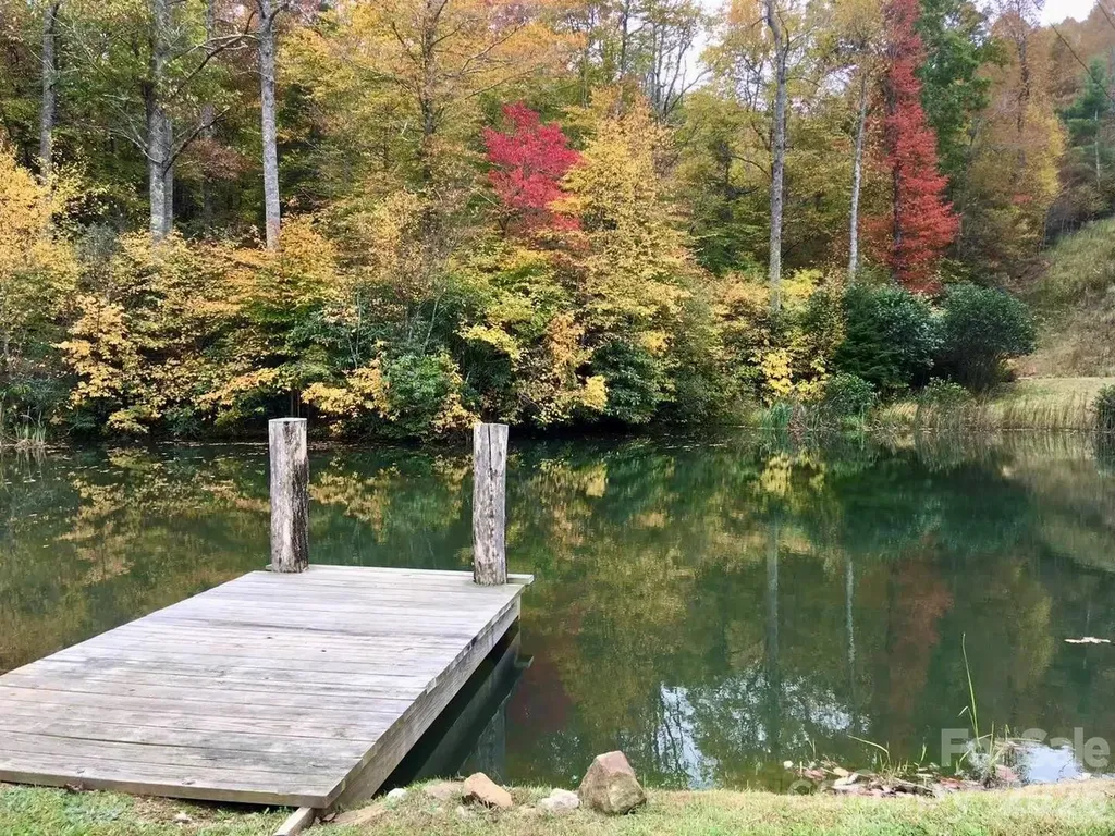 65 Blue Ridge Gem Mine Road Little Switzerland NC 28777