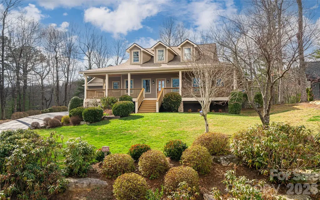 82 Red Mulberry Drive Zirconia NC 28790