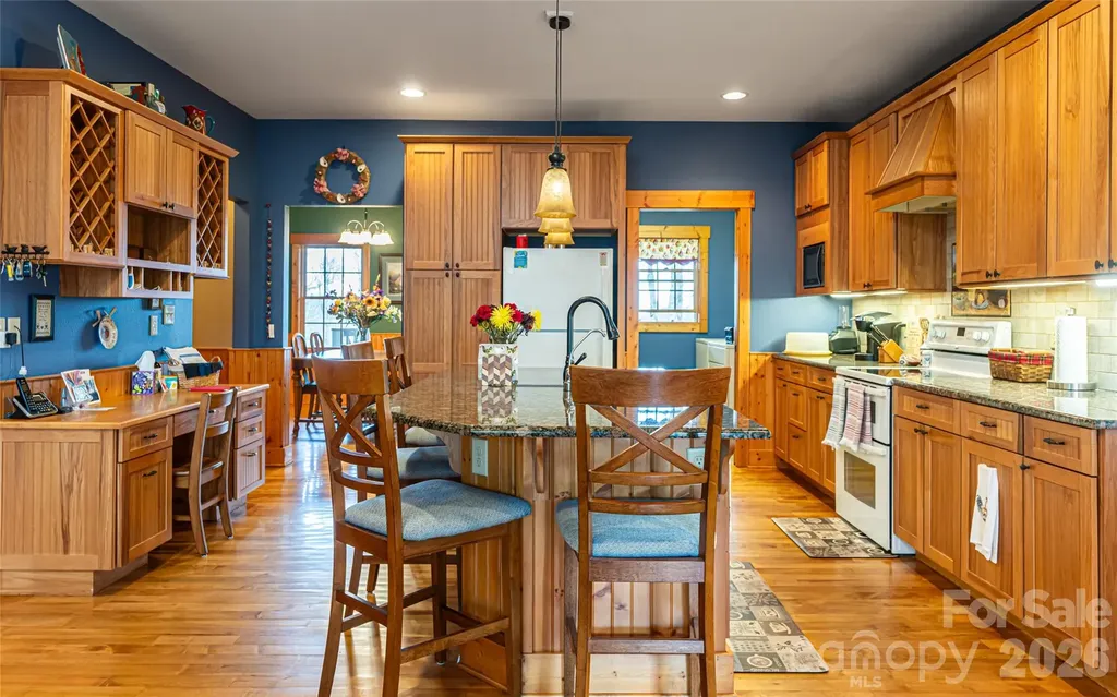82 Red Mulberry Drive Zirconia NC 28790