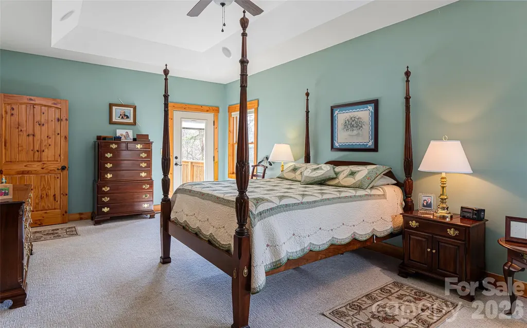 82 Red Mulberry Drive Zirconia NC 28790