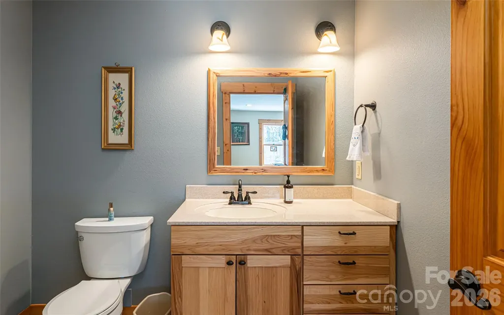 82 Red Mulberry Drive Zirconia NC 28790