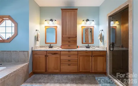 82 Red Mulberry Drive Zirconia NC 28790