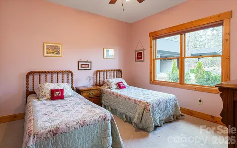 82 Red Mulberry Drive Zirconia NC 28790