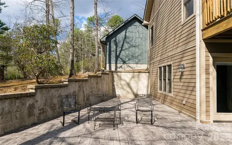 82 Red Mulberry Drive Zirconia NC 28790