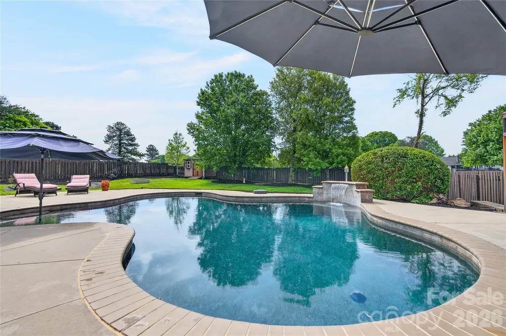 103 Webbed Foot Road Mooresville NC 28117