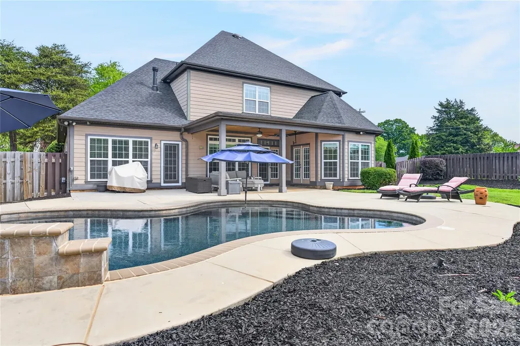 103 Webbed Foot Road Mooresville NC 28117