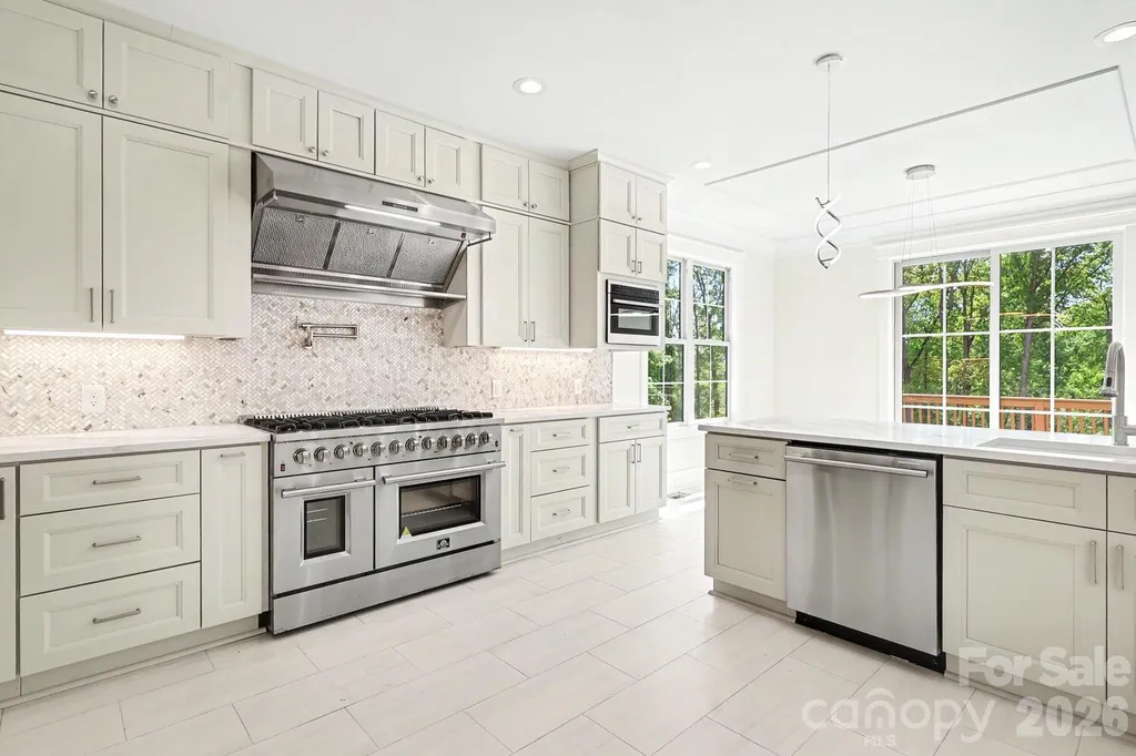 4304 Tangle Drive Charlotte NC 28211