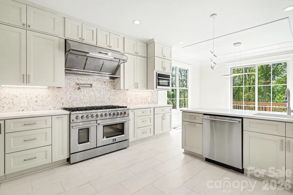 4304 Tangle Drive Charlotte NC 28211
