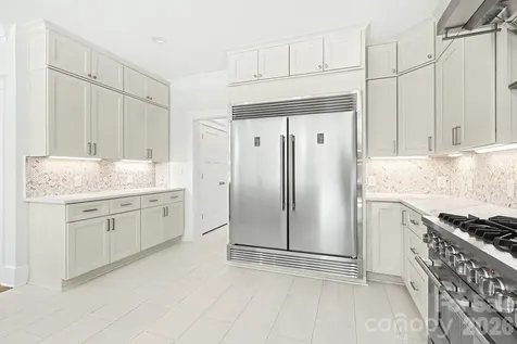 4304 Tangle Drive Charlotte NC 28211